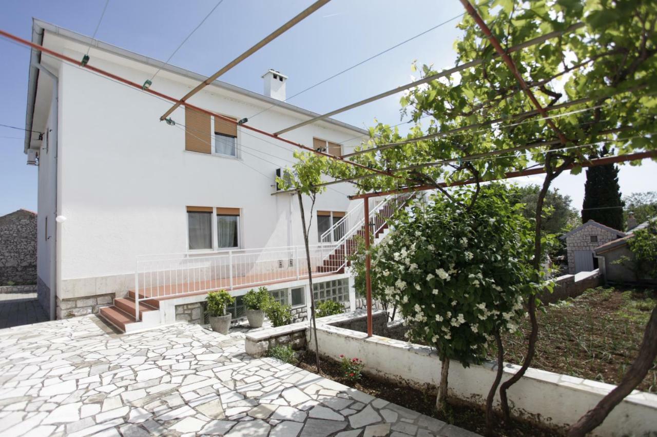 Guest House Balazevic Novi Vinodolski Kültér fotó
