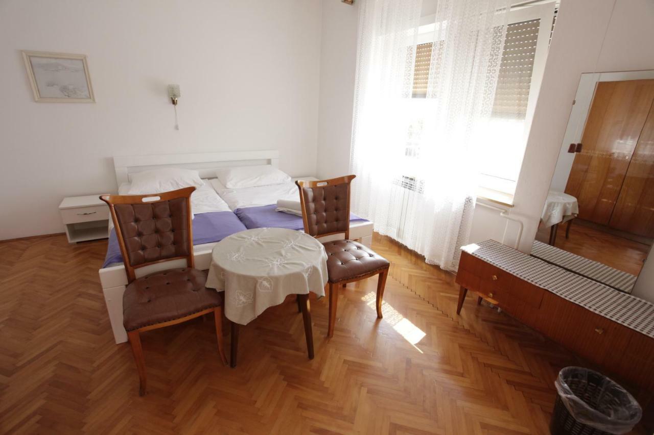 Guest House Balazevic Novi Vinodolski Kültér fotó